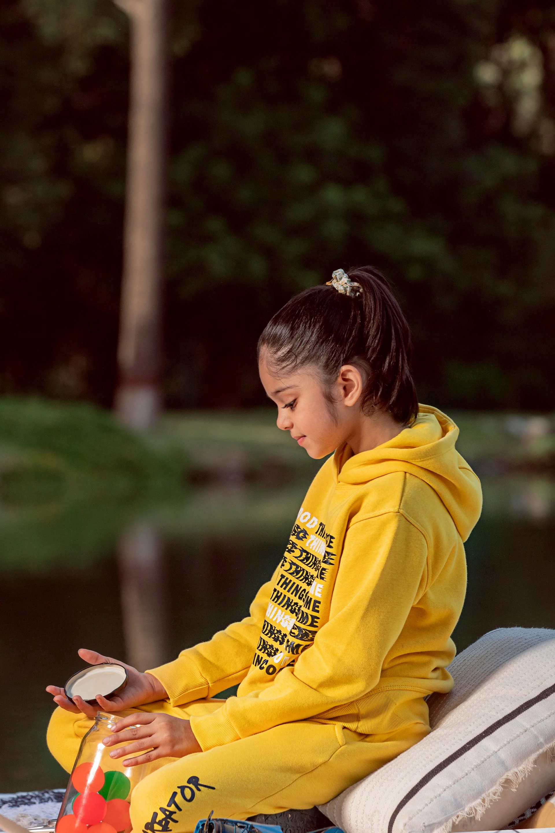 Statement Hood Mustard - Image 5