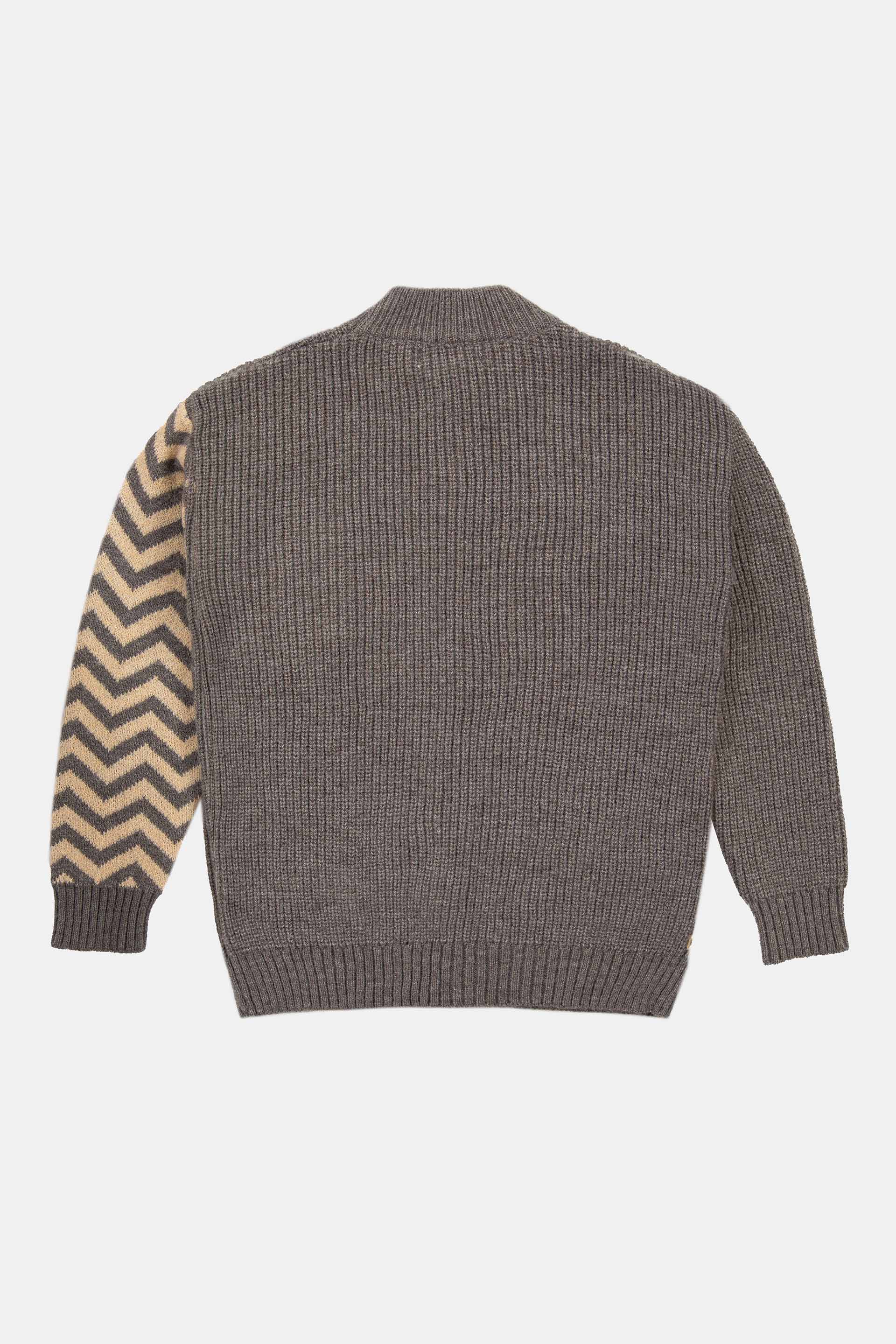 Contrasting Sweater - Image 2
