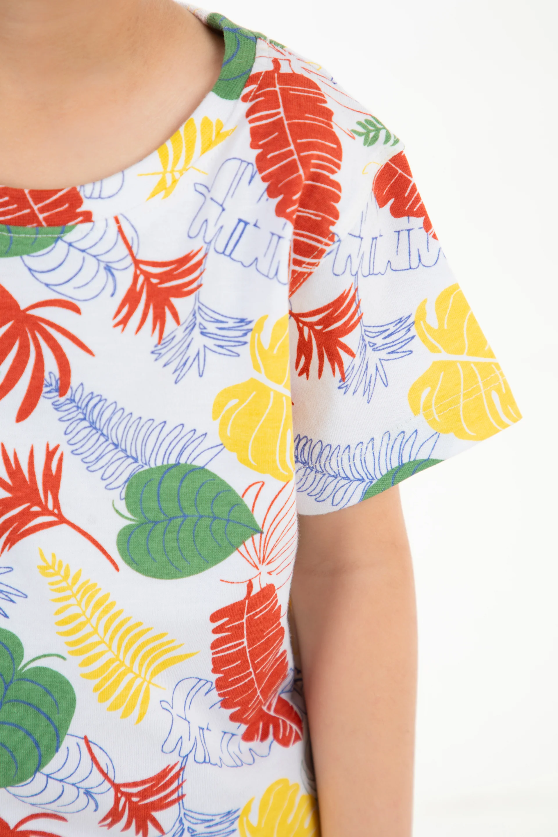 Leaves Printed Tee - Image 2