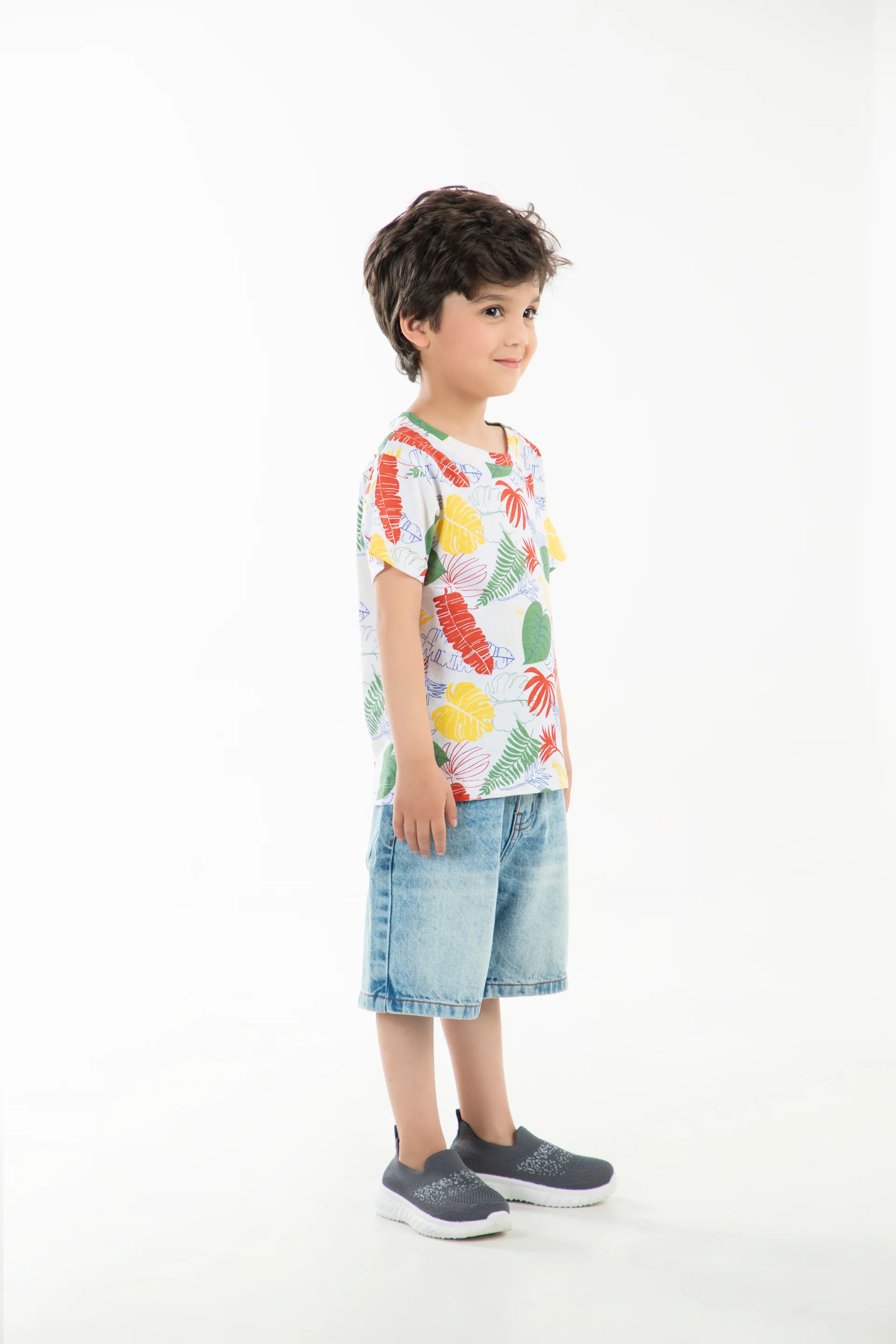 Leaves Printed Tee - Image 3