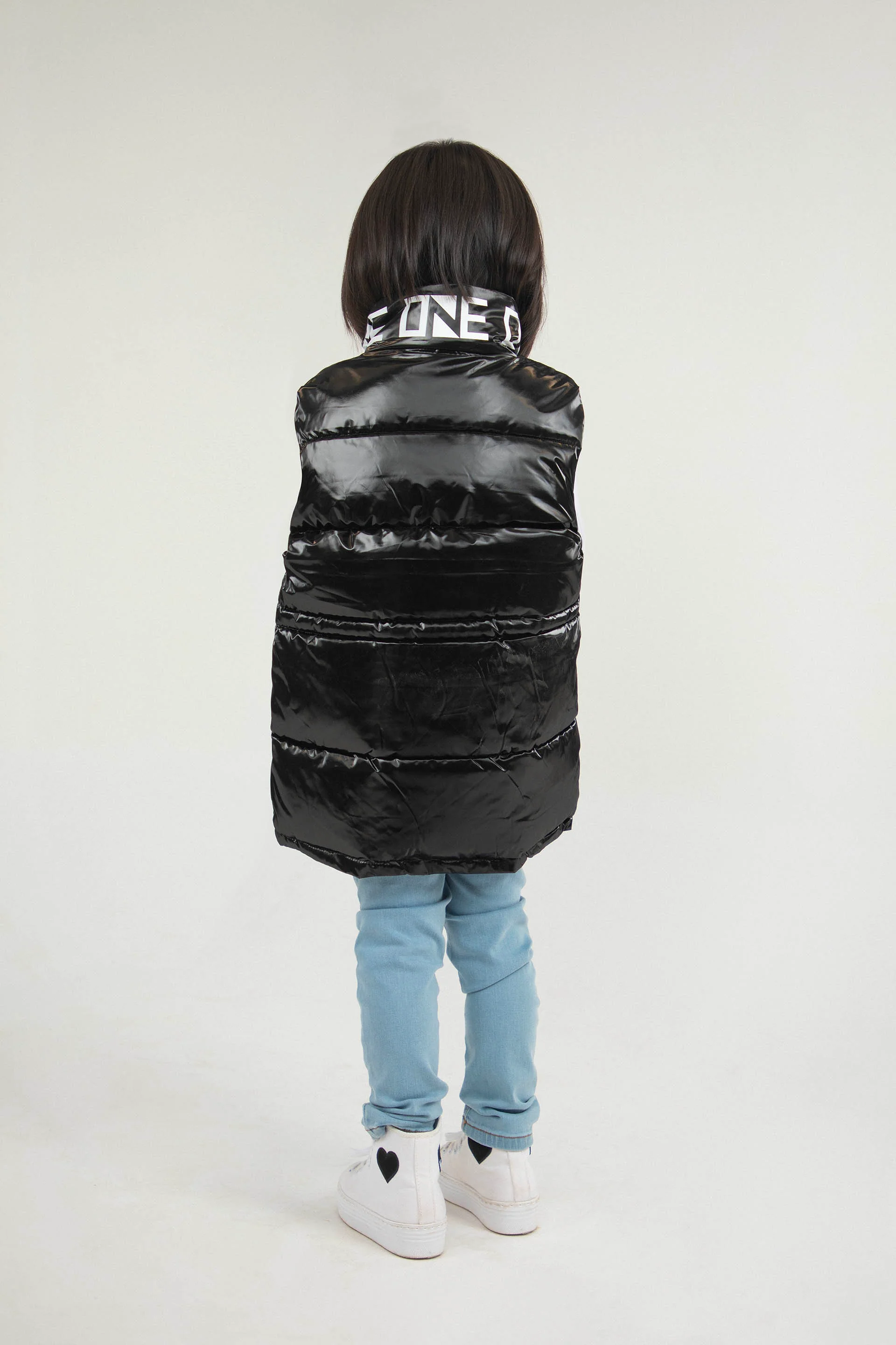 Sleeveless Puffer Black - Image 4