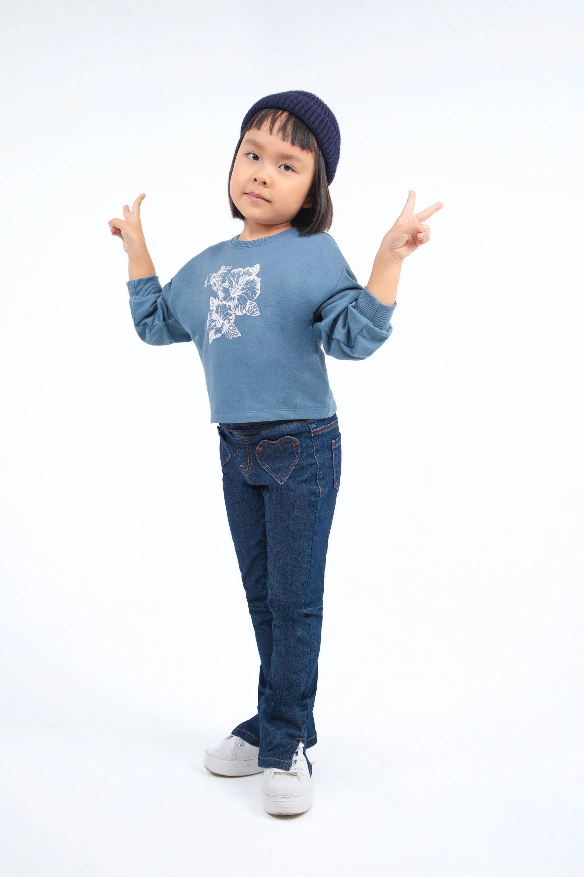 Cropped Sweatshirt - Image 3