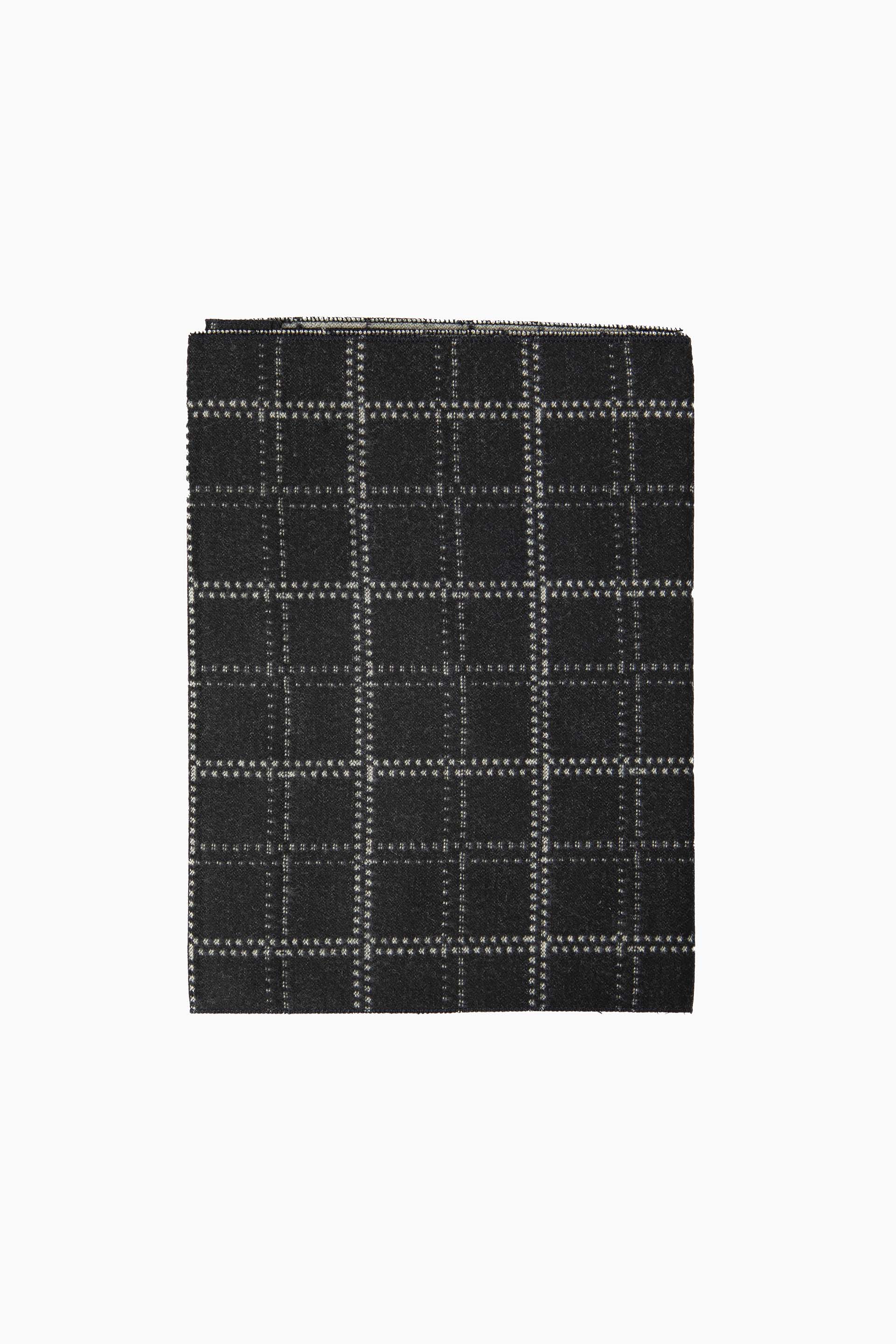 Check Scarf - Image 3