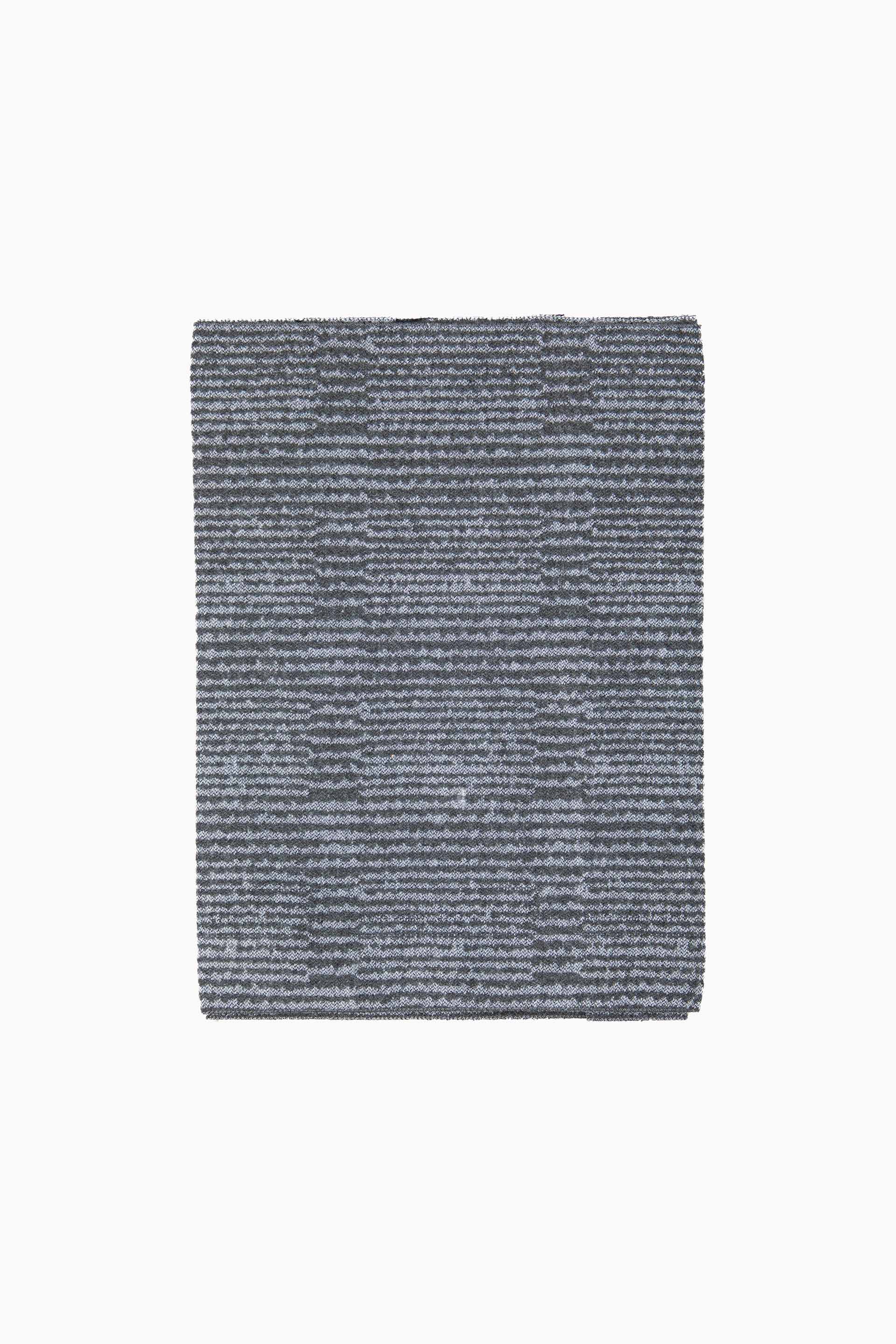 Stripe Scarf - Image 3