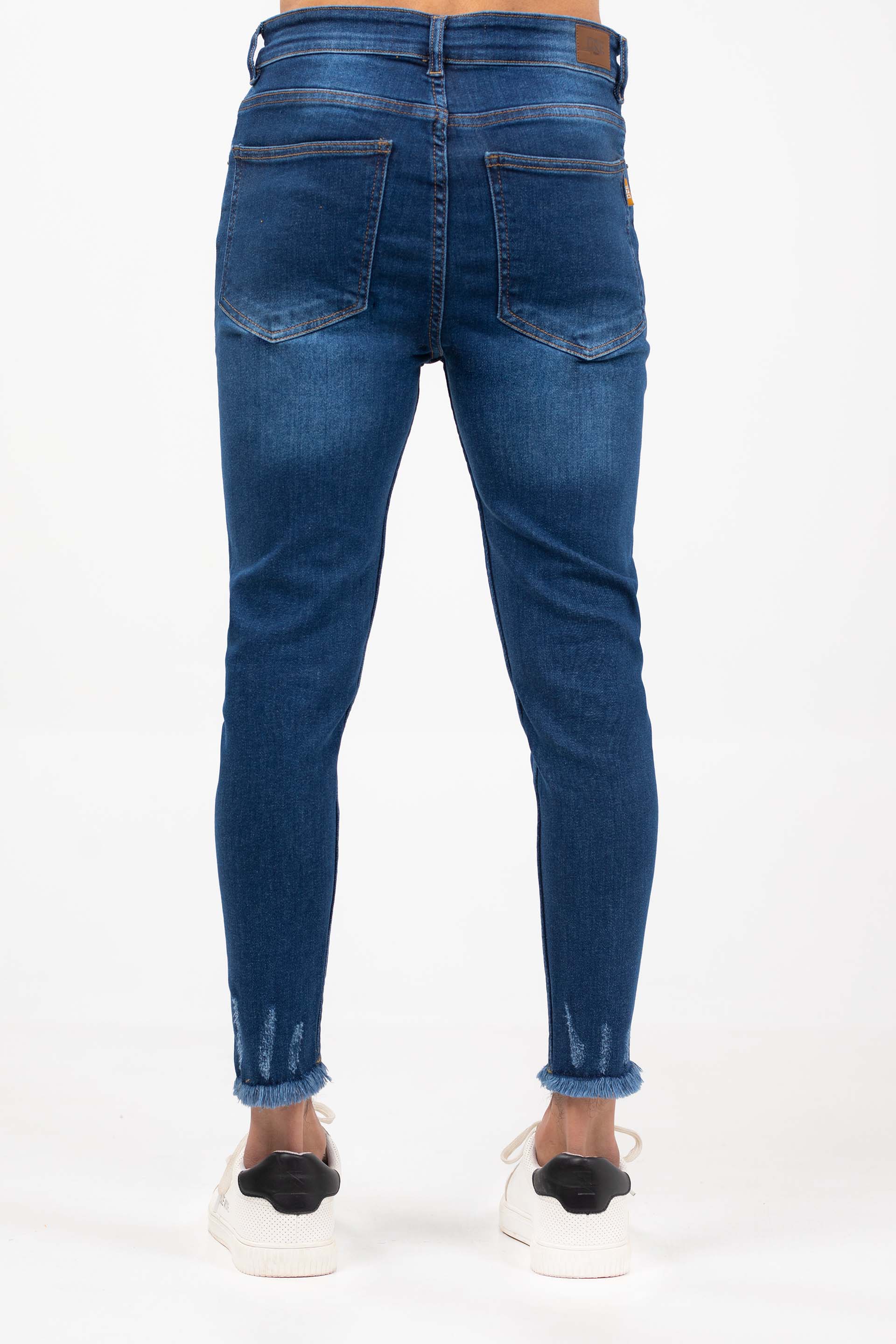 Cropped Tapered Jeans - Image 4