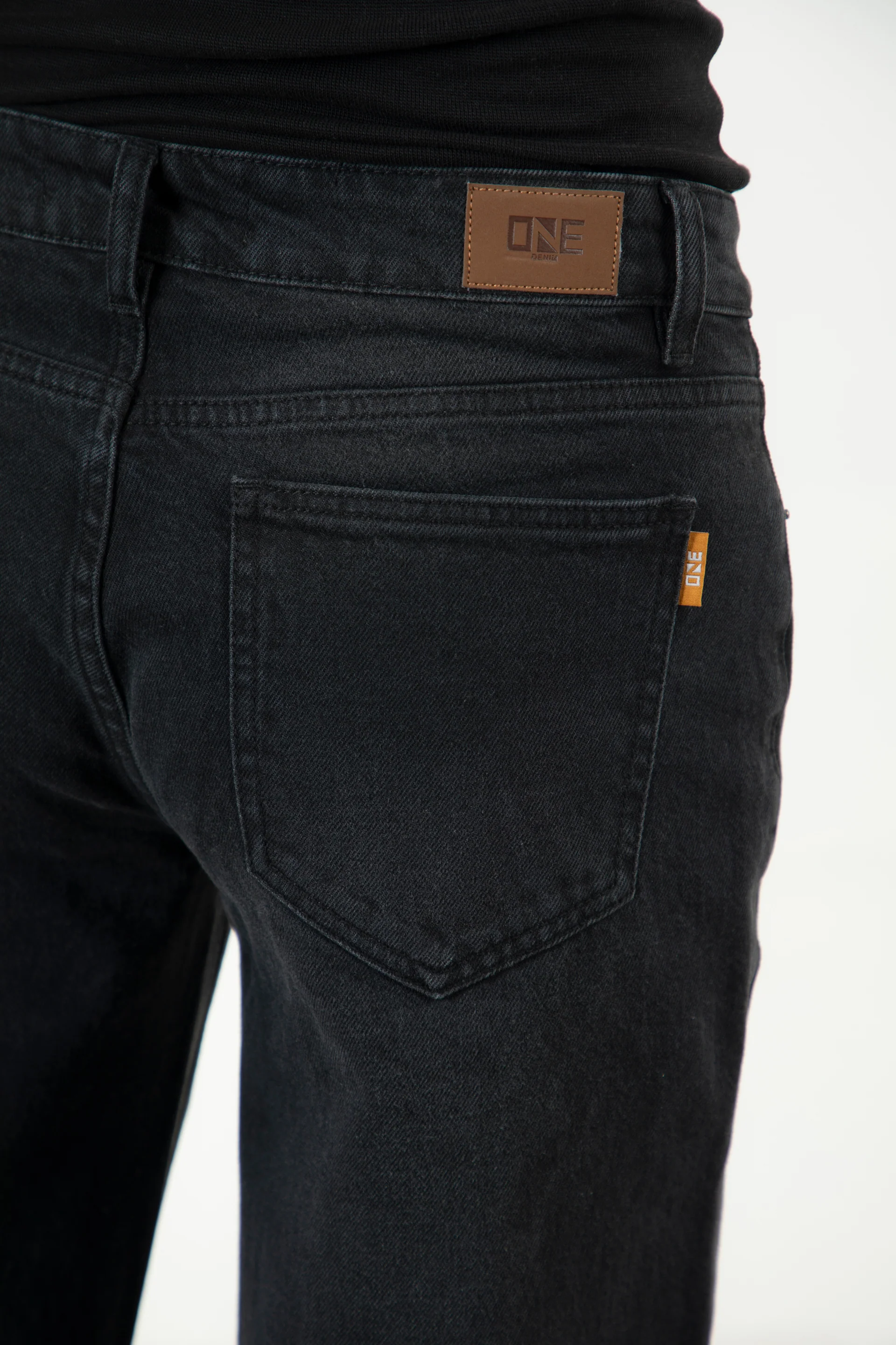 Washed Wide Leg Jeans - Image 4