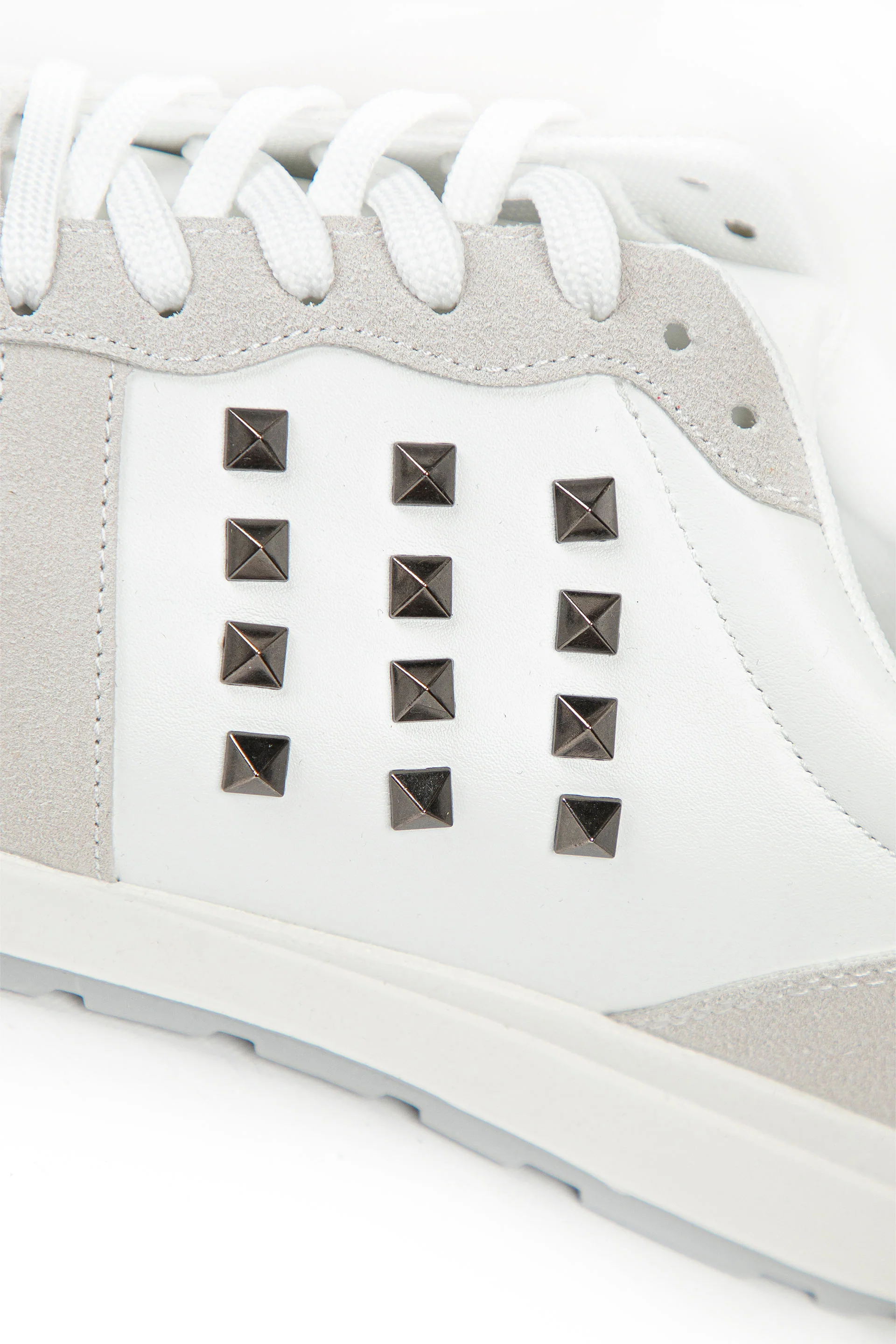 Studded Sneakers White - Image 4