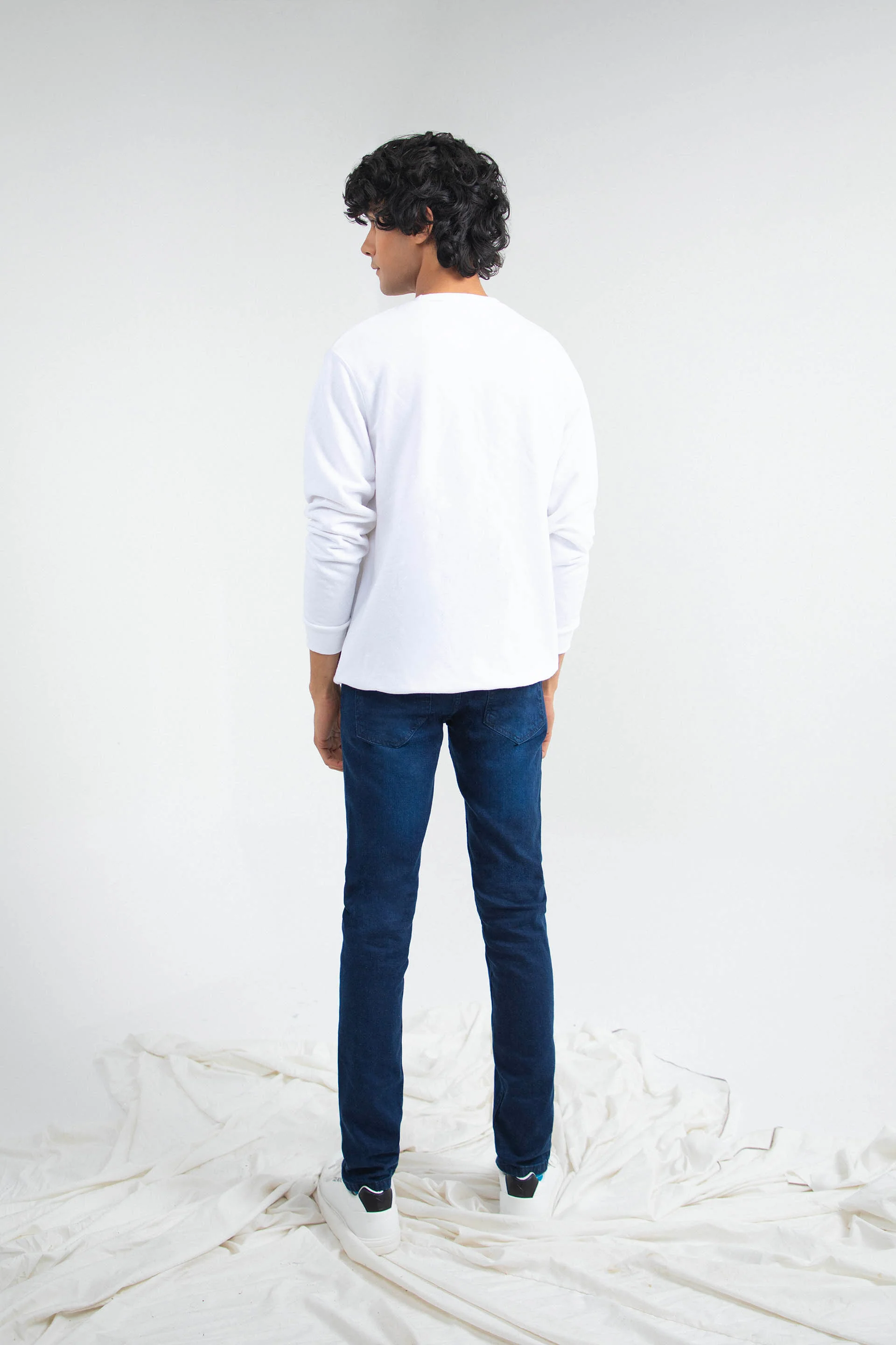 Statement Sweatshirt White - Image 4