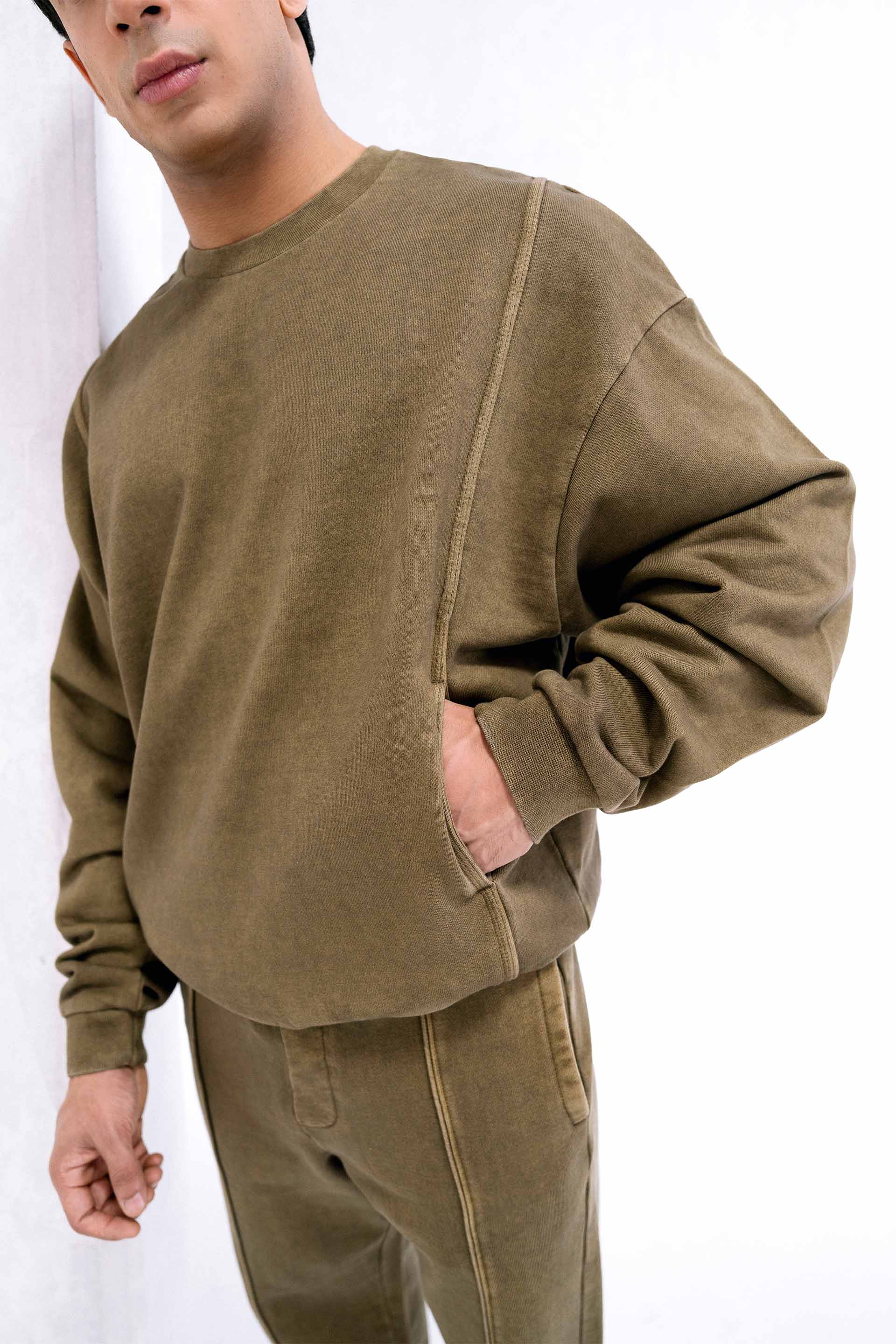 Front Seam Sweatshirt - Image 2