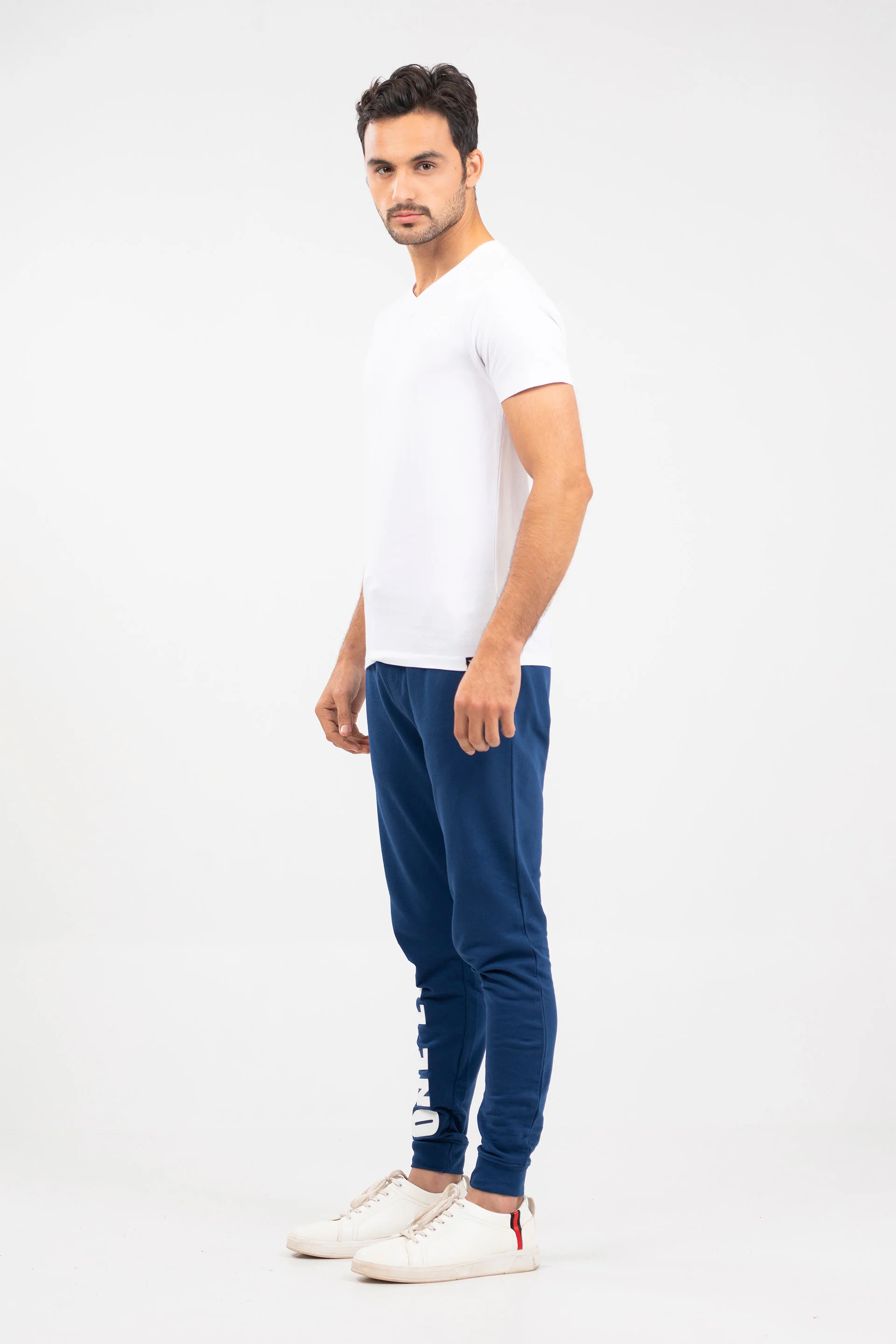 Basic V-neck - Image 3