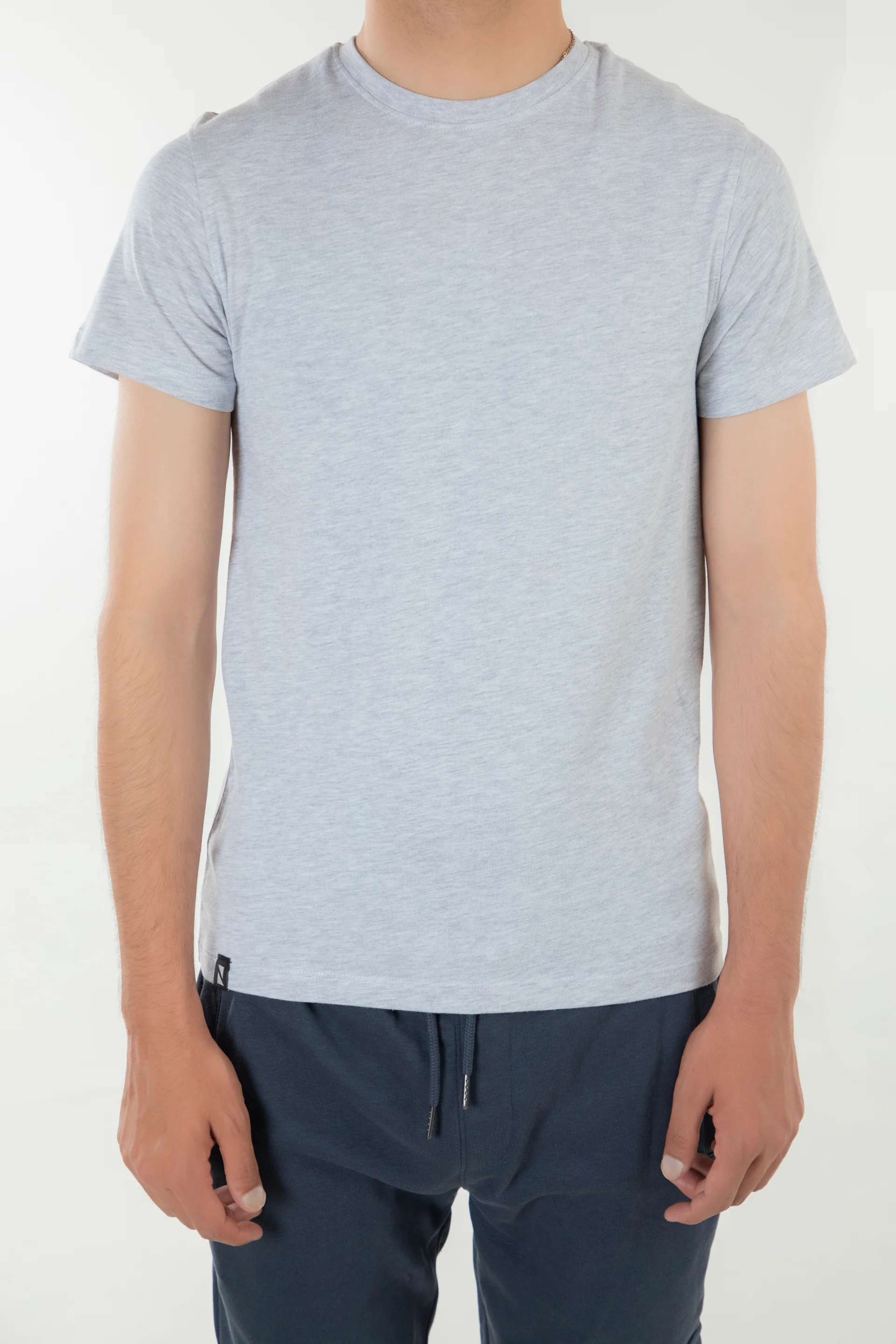 Basic Crew Neck - Image 2