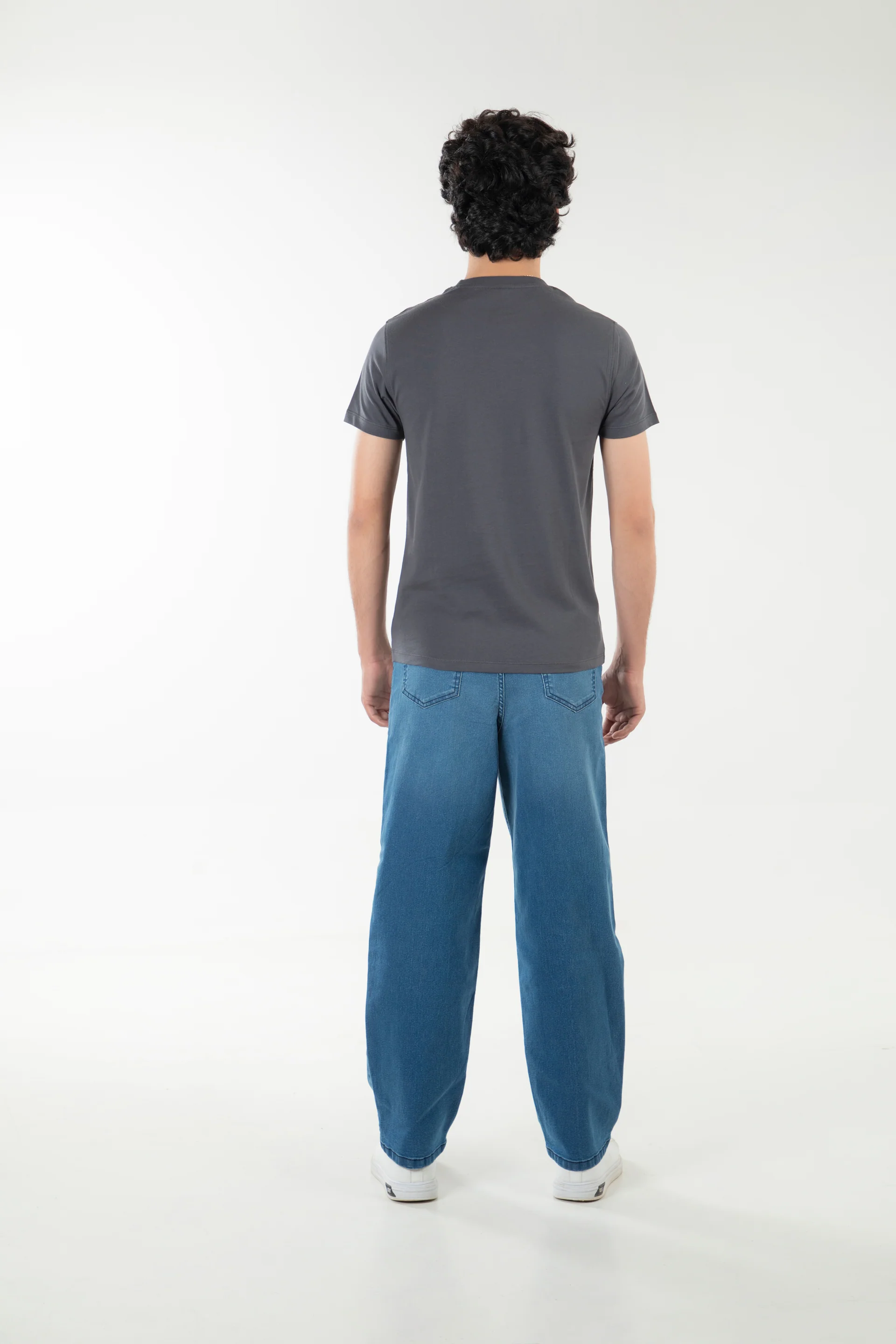 Basic Crew Neck - Image 3