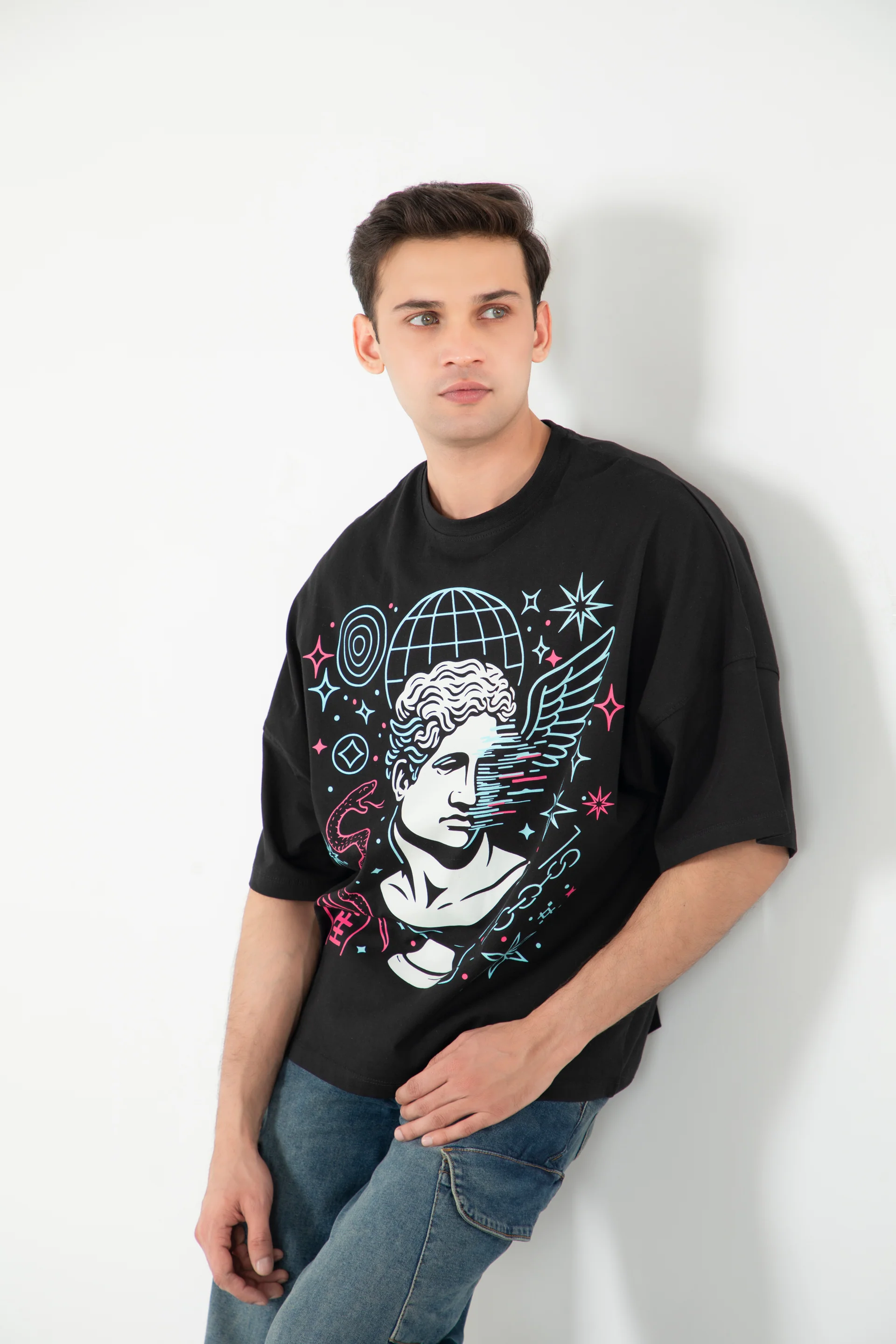 Baggy Graphic Tee - Image 4