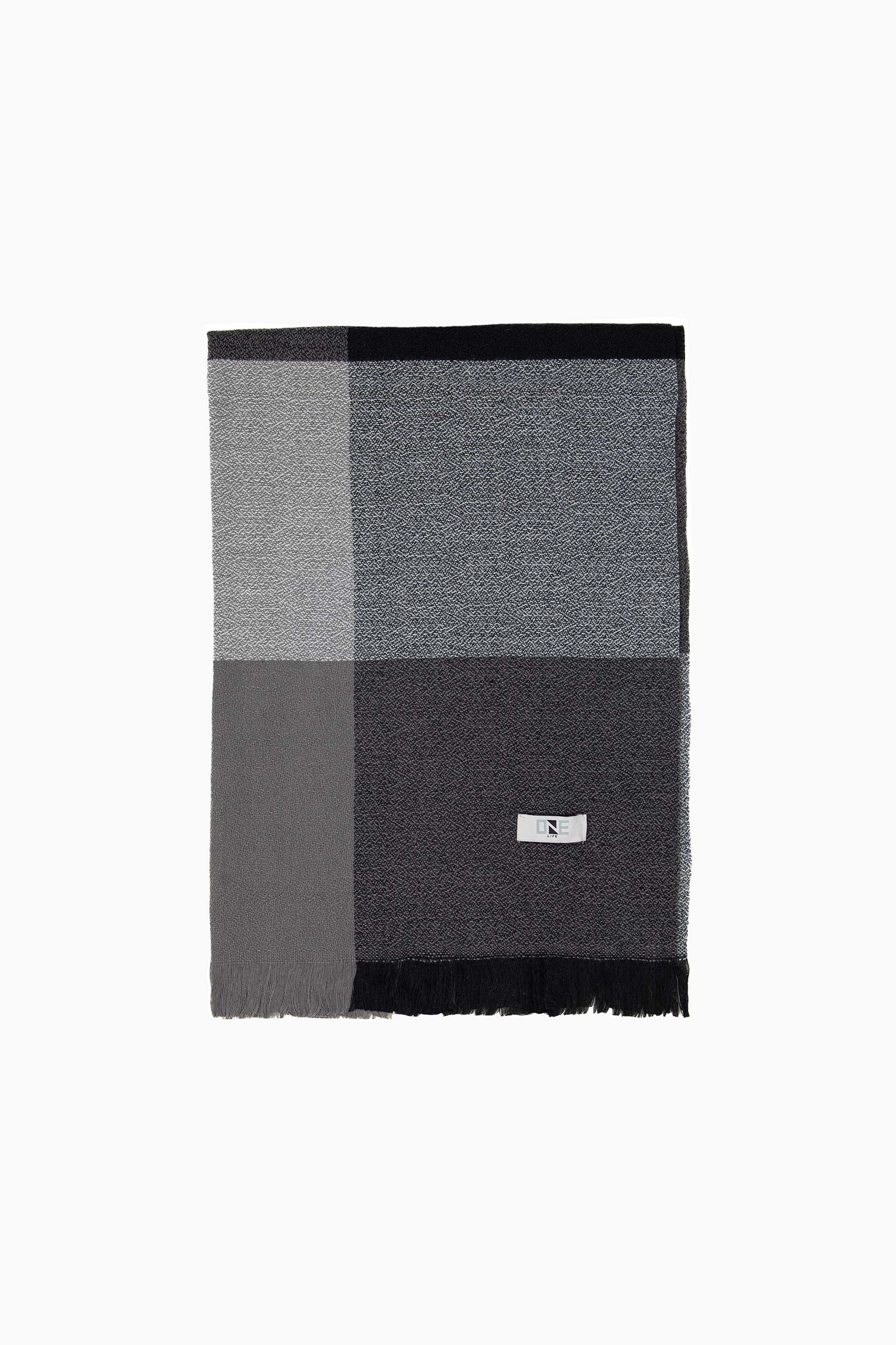 Check Scarf - Image 3