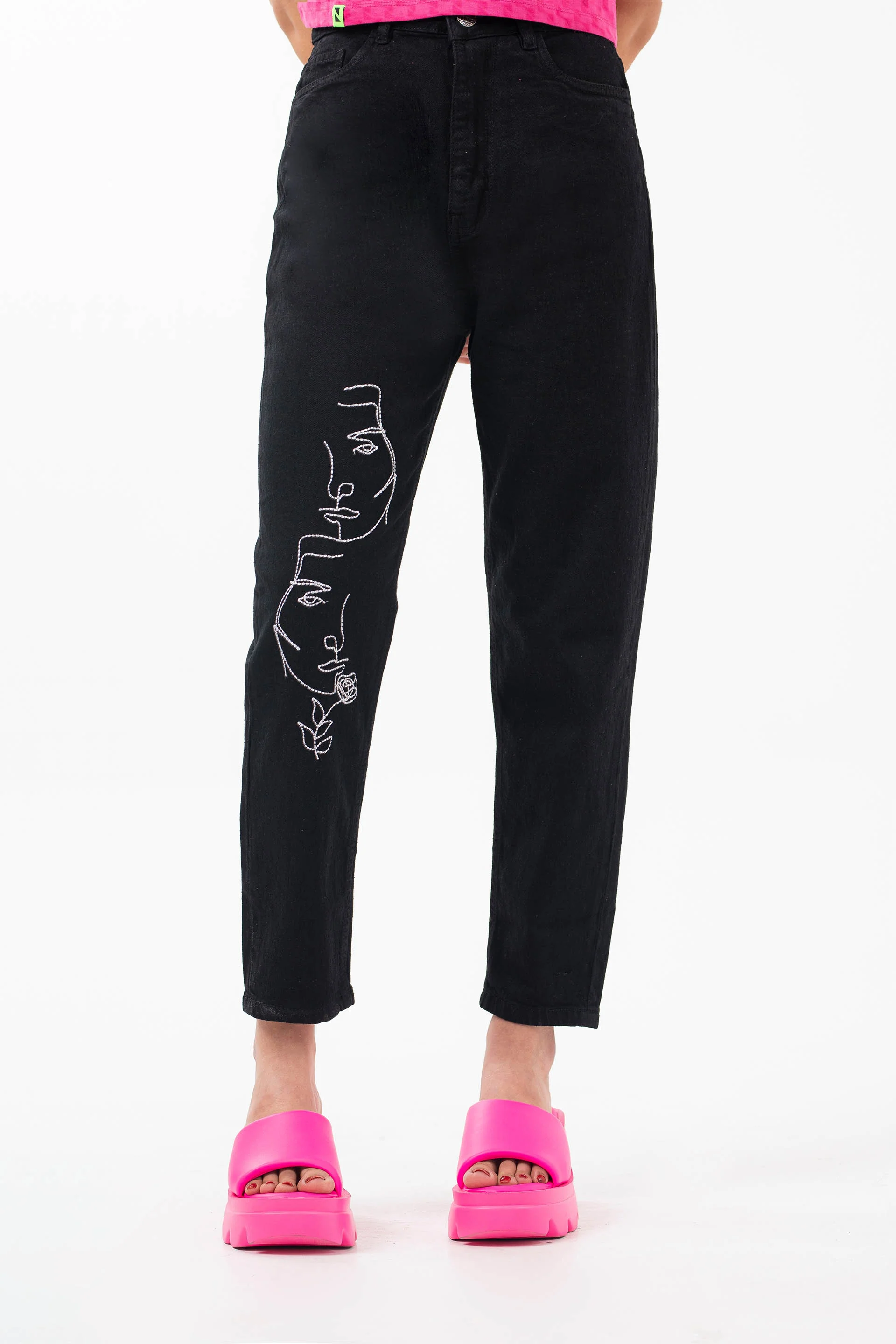 Embroidered Mom Jeans Black - Image 2