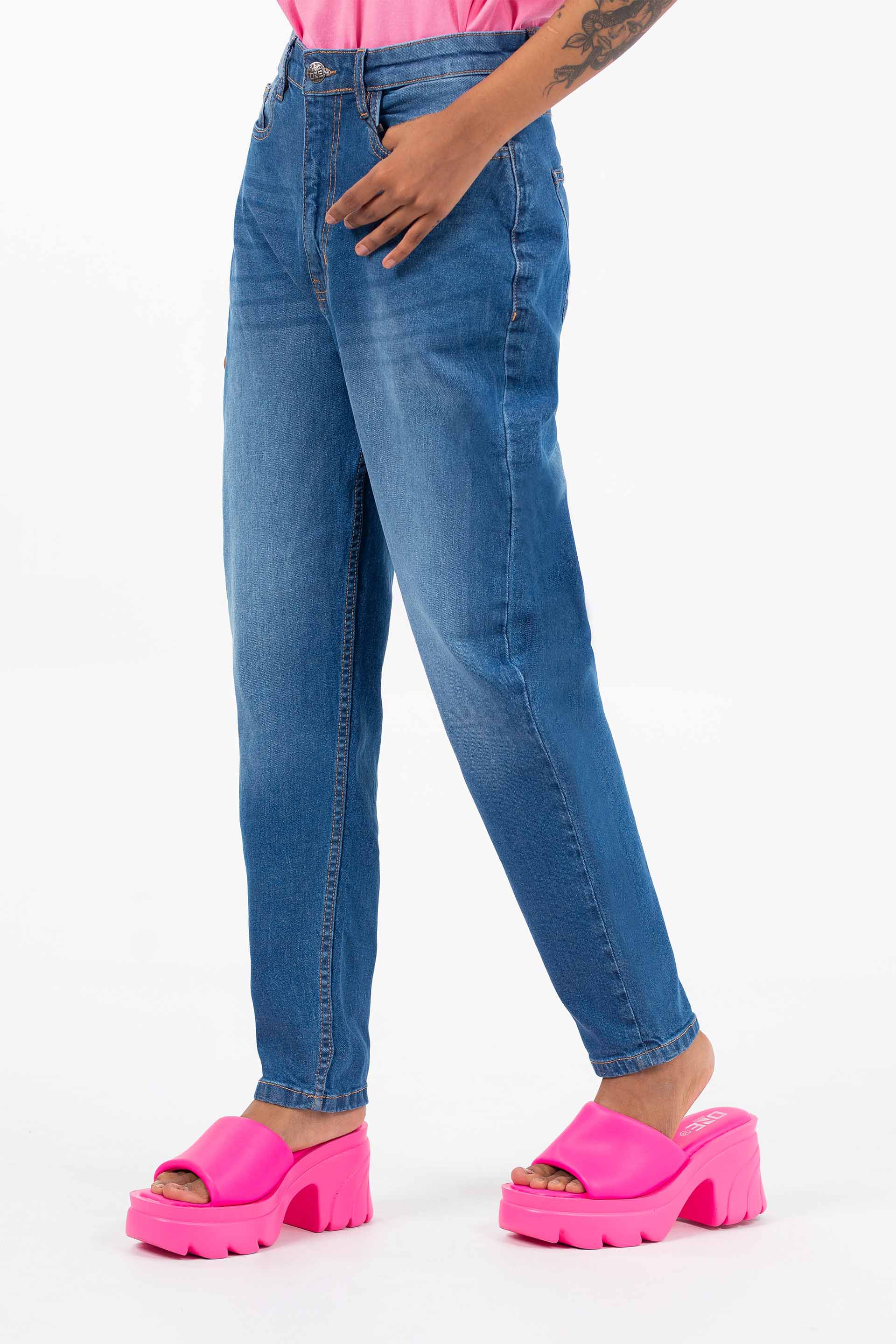 Mom Fit Jeans - Image 3