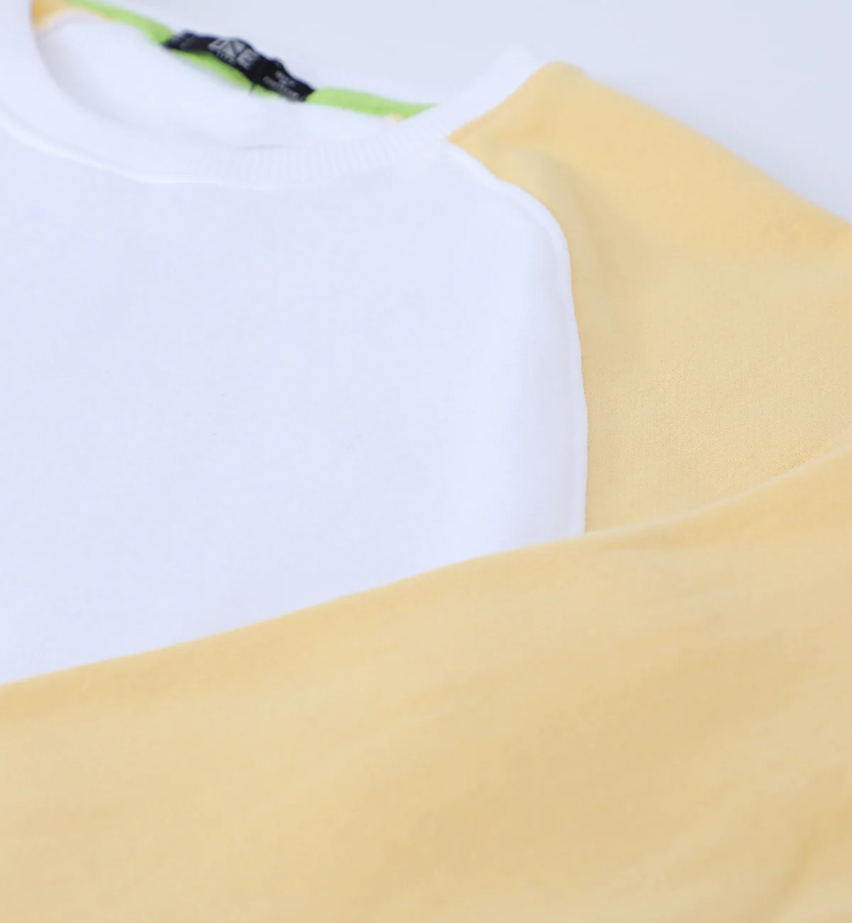 Raglan Sweatshirt White/Yellow - Image 2