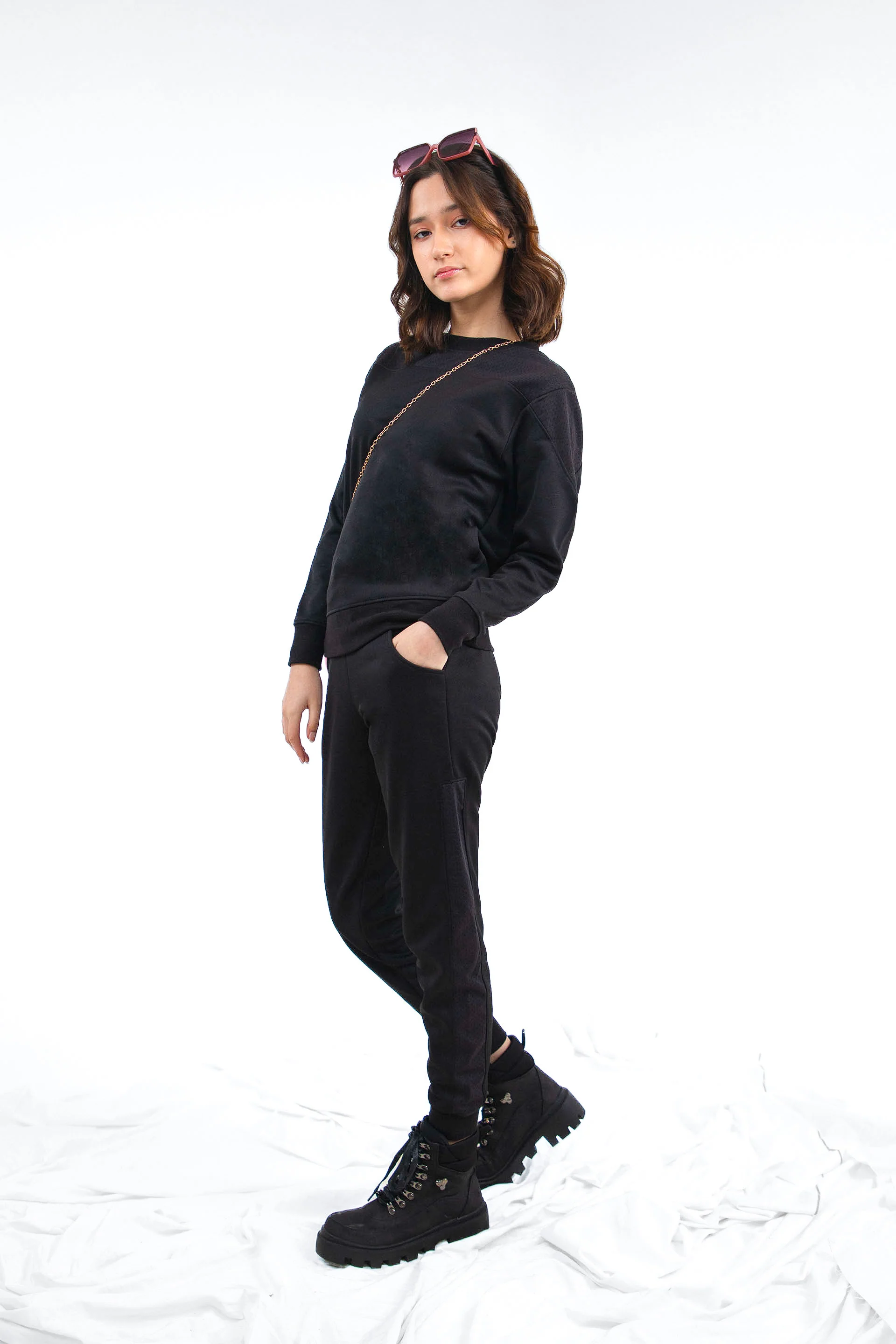 Mesh Sweatshirt Black - Image 3
