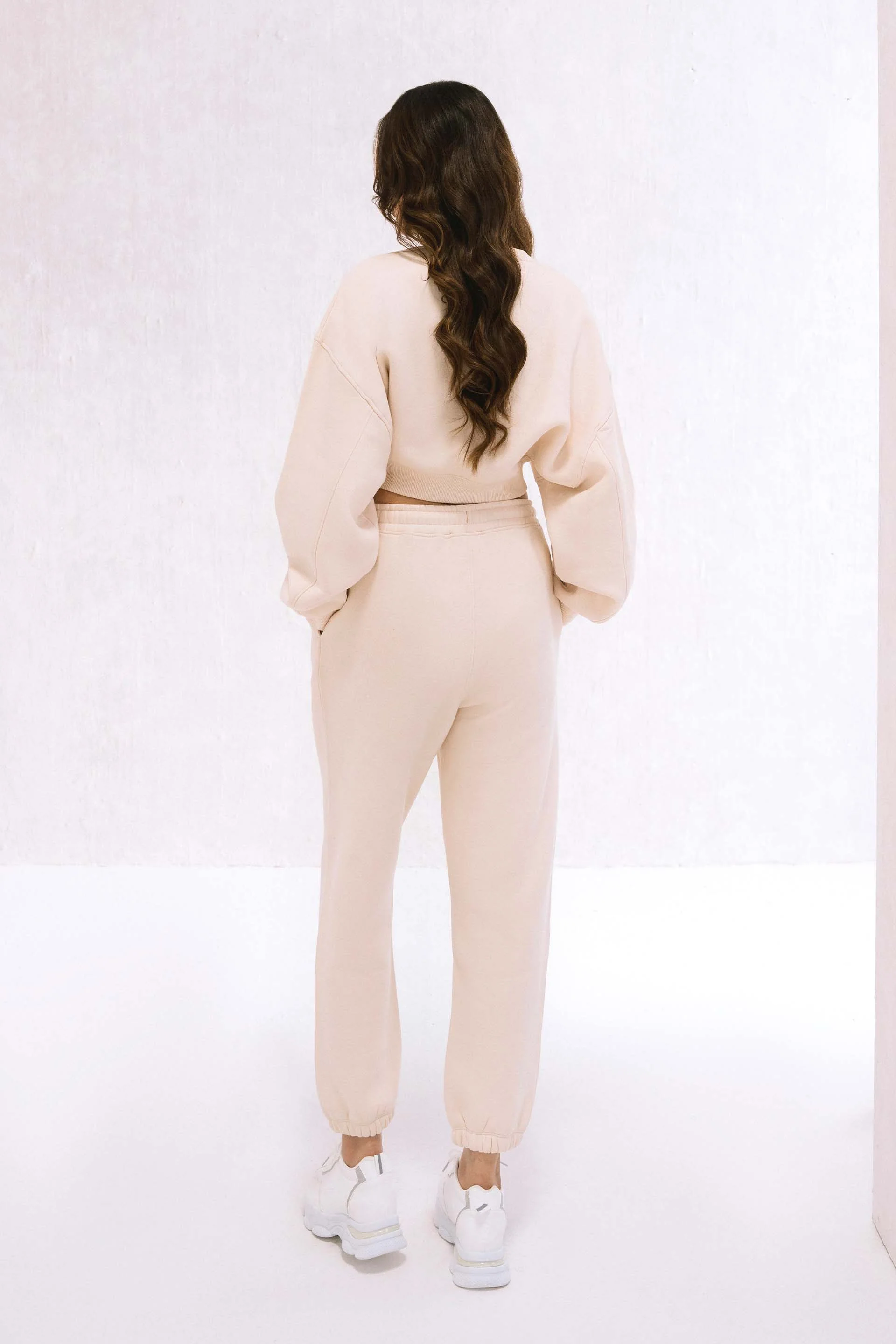 Cropped Gathered Sweatshirt - Image 4